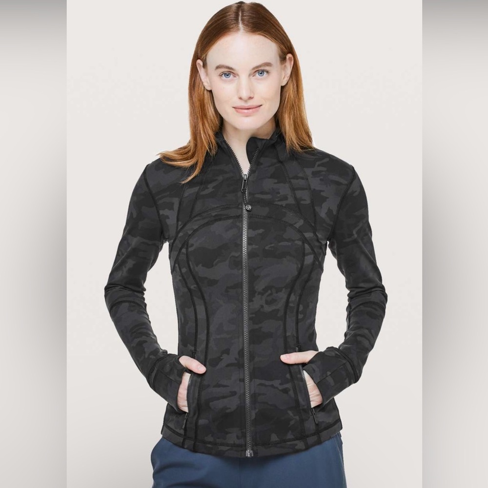 🍋 Lululemon Define Jacket
Incognito Camo Multi Grey size 10 🍋